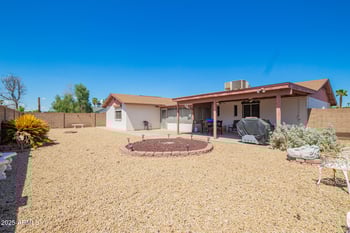 10719 Kaler Dr, Glendale, AZ 85307