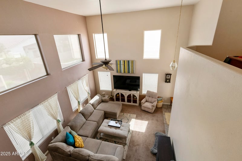 1072 Windhaven Ave, Gilbert, AZ 85233