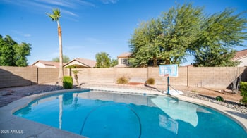 1072 Windhaven Ave, Gilbert, AZ 85233