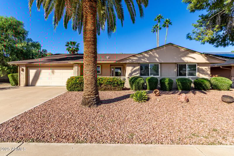 10720 Saratoga Cir, Sun City, AZ 85351