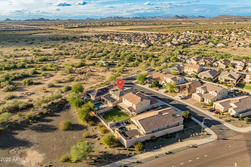 10721 Realgar Rd, Peoria, AZ 85383