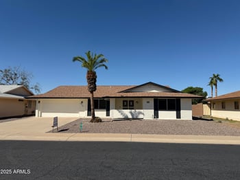 10722 El Capitan Cir, Sun City, AZ 85351