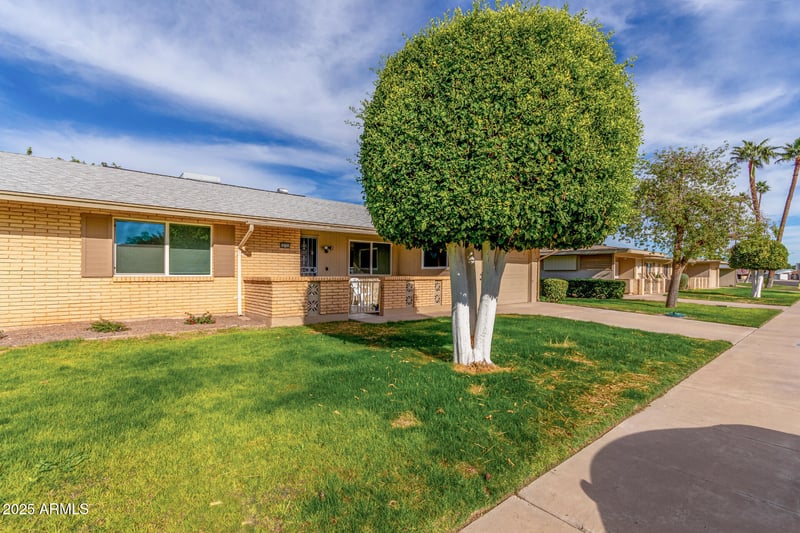 10722 Kelso Dr, Sun City, AZ 85351