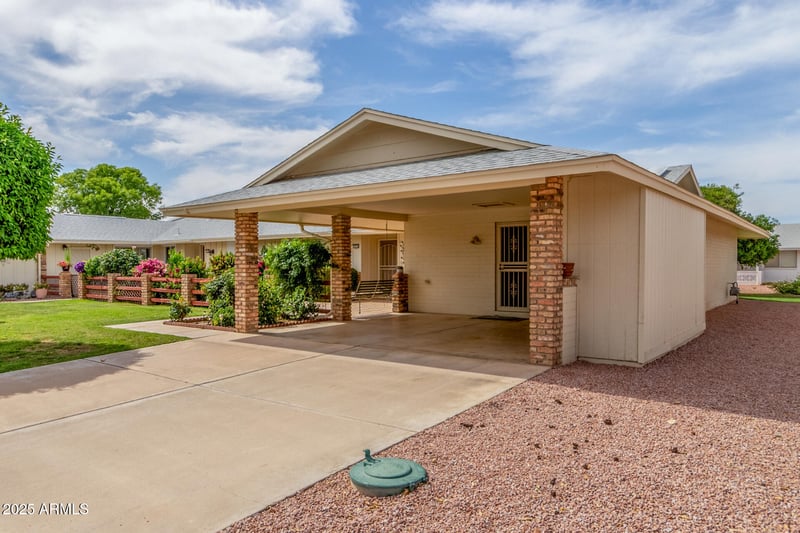 10724 Cheryl Dr, Sun City, AZ 85351