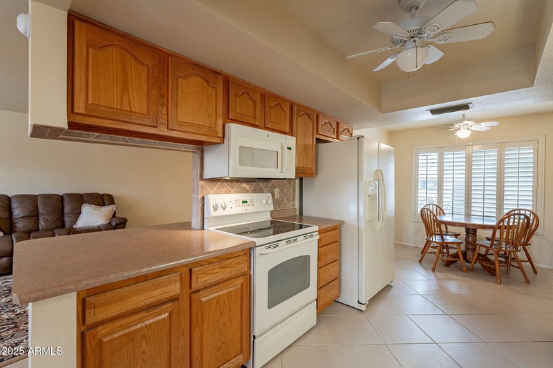 10726 Pineaire Dr, Sun City, AZ 85351