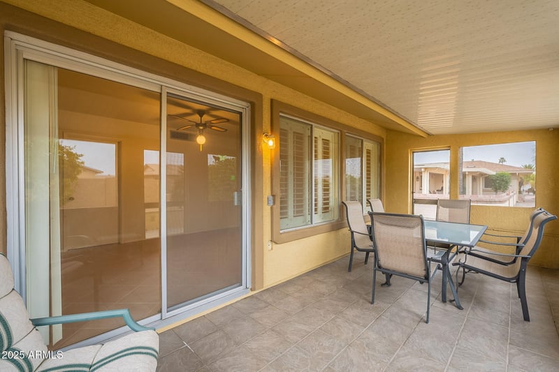 10726 Pineaire Dr, Sun City, AZ 85351
