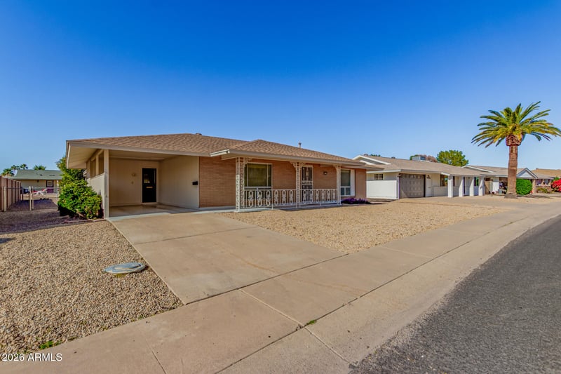 10726 W Camelot Cir, Sun City, AZ 85351