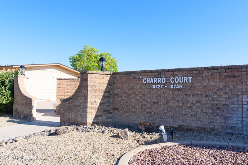 10727 W Santa Fe Dr, Sun City, AZ 85351