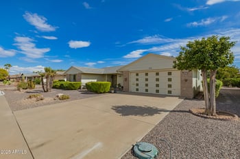 10729 Amber Trl, Sun City, AZ 85351