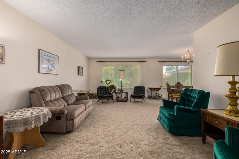 10729 Amber Trl, Sun City, AZ 85351
