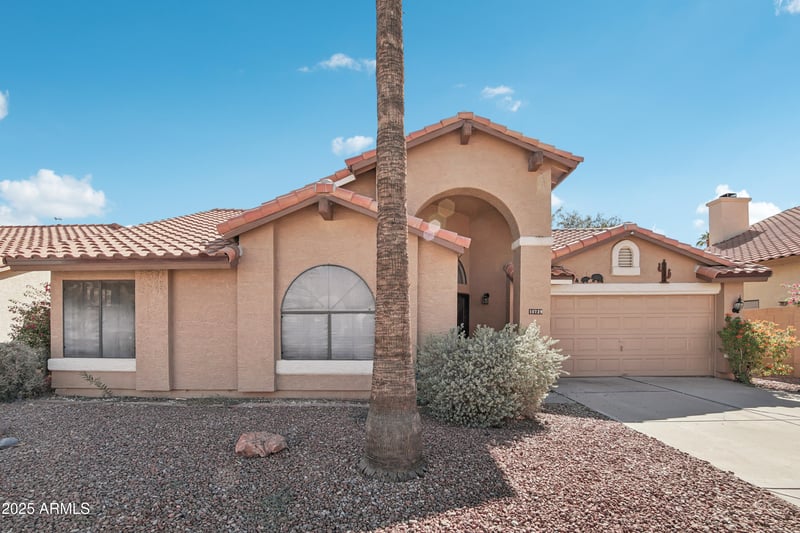 10729 Laurelwood Ln, Avondale, AZ 85392