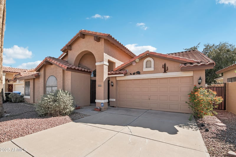 10729 Laurelwood Ln, Avondale, AZ 85392