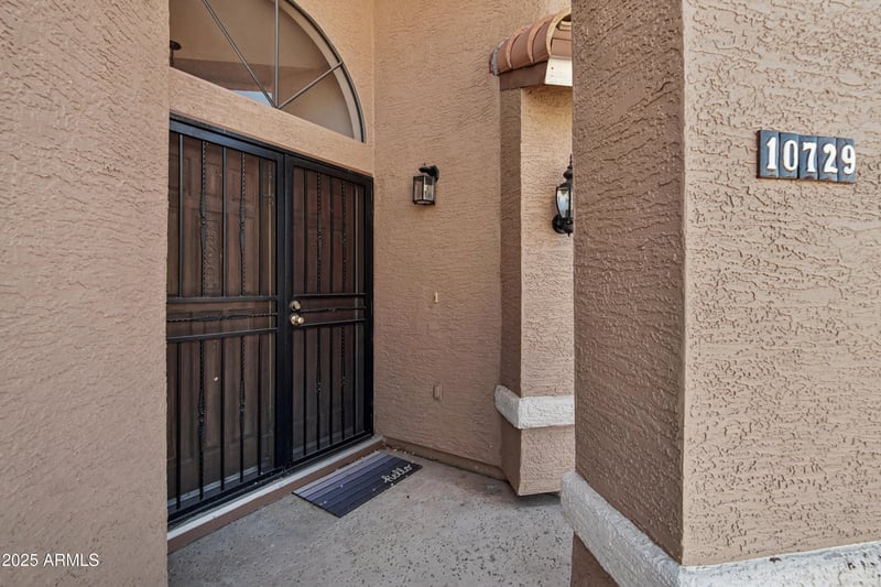 10729 Laurelwood Ln, Avondale, AZ 85392