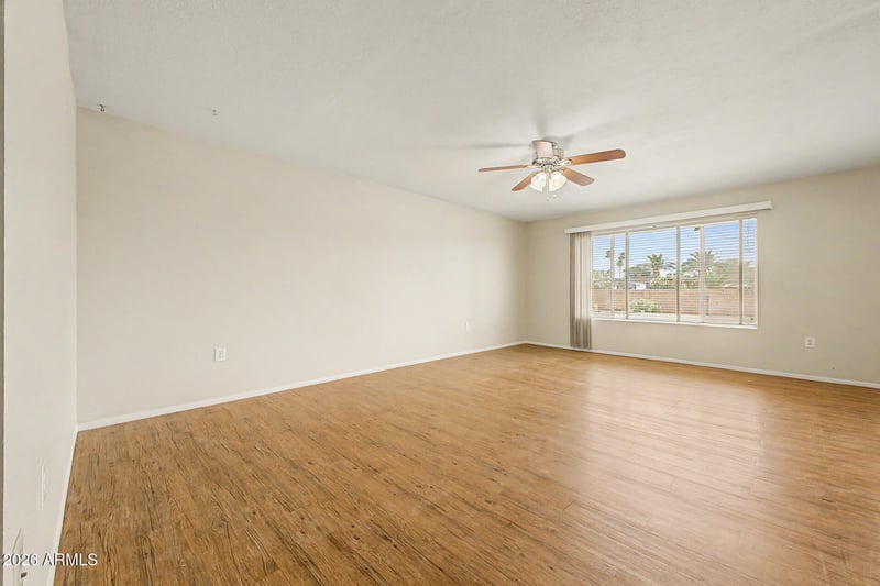 10729 W Wedgewood Dr, Sun City, AZ 85351