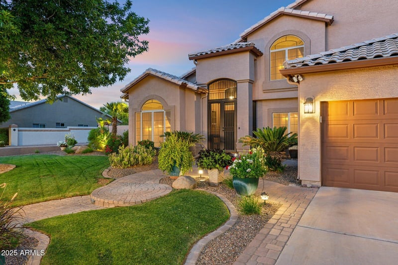 1073 Layman St, Gilbert, AZ 85233