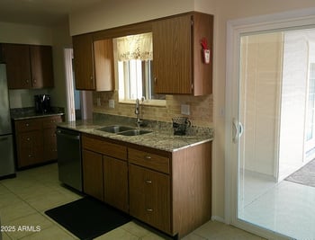 10731 Mission Ln, Sun, AZ 85351