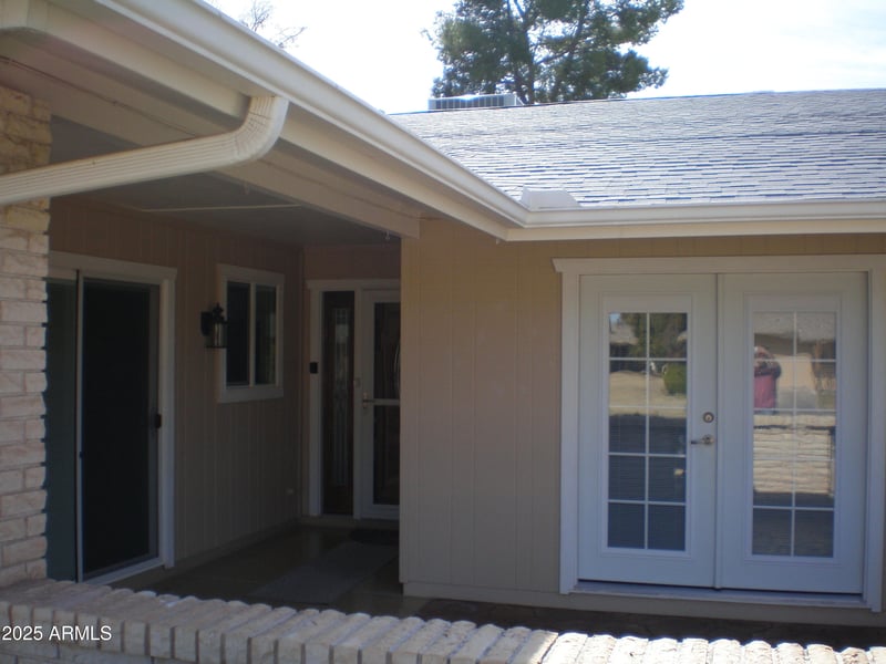 10731 Mission Ln, Sun City, AZ 85351
