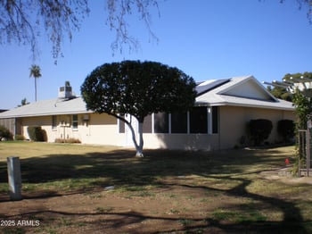 10731 Mission Ln, Sun City, AZ 85351