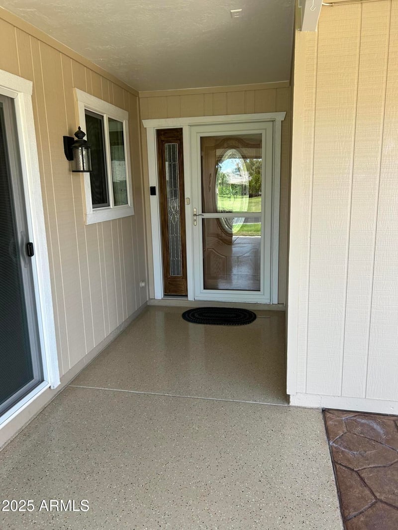 10731 Mission Ln, Sun City, AZ 85351