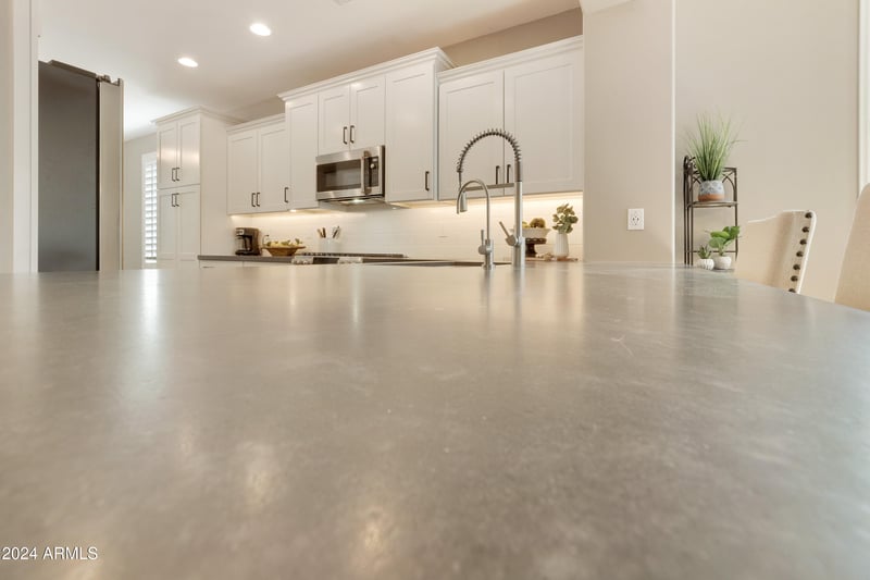 10731 Texas Ave, Mesa, AZ 85212