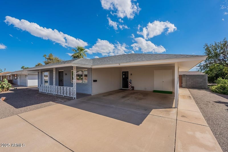 10731 Tropicana Cir, Sun City, AZ 85351