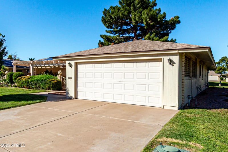 10732 Denham Dr, Sun City, AZ 85351