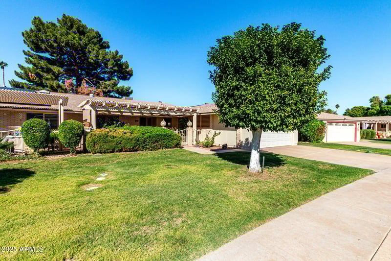 10732 Denham Dr, Sun City, AZ 85351