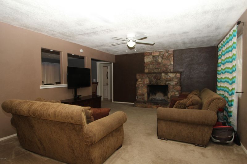 10732 E Oasis Dr, Mesa, AZ 85208