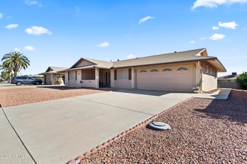 10733 Saratoga Cir, Sun, AZ 85351