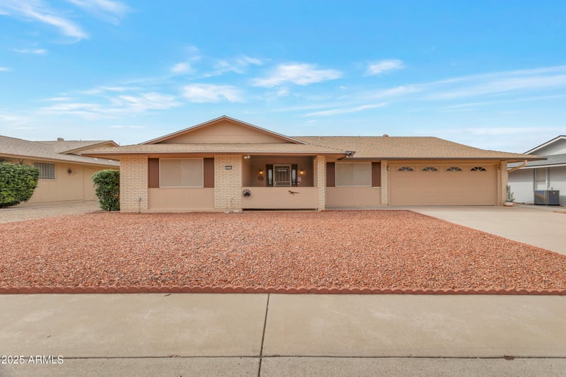 10733 Saratoga Cir, Sun City, AZ 85351