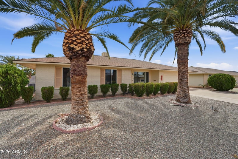 10733 Hutton Dr, Sun City, AZ 85351