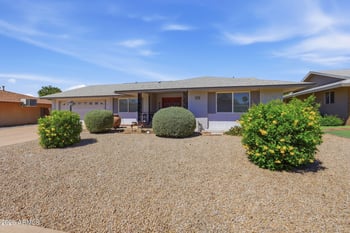 10734 Saratoga Cir, Sun City, AZ 85351