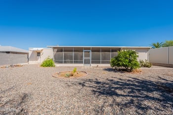 10737 Brookside Dr, Sun City, AZ 85351