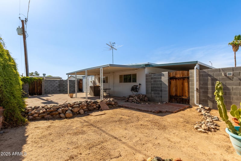 10737 Sack Dr, Peoria, AZ 85373