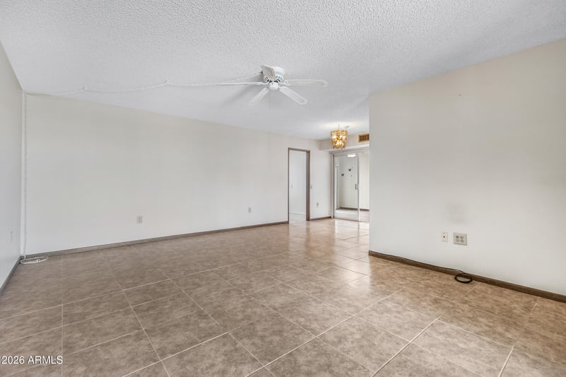 10737 Santa Fe Dr, Sun City, AZ 85351