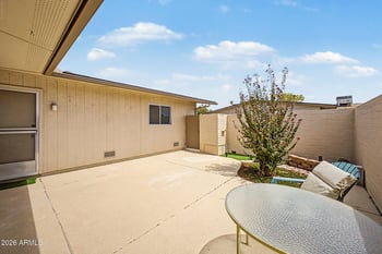 10737 W Santa Fe Dr, Sun City, AZ 85351