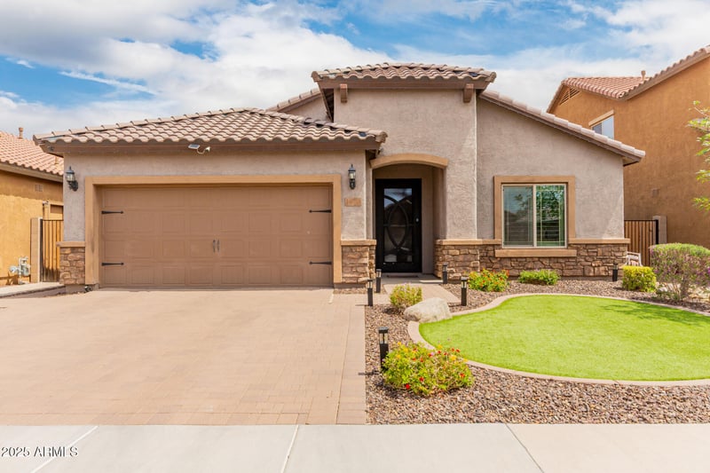 10738 Rowel Rd, Peoria, AZ 85383