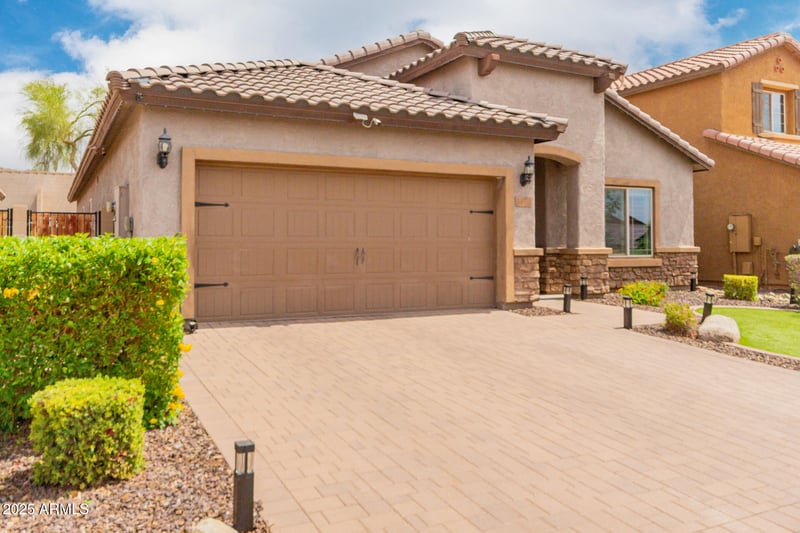 10738 Rowel Rd, Peoria, AZ 85383