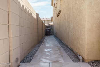 10738 W Whitehorn Way, Peoria, AZ 85383