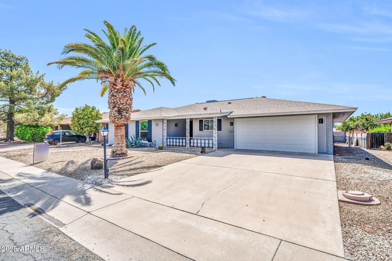 10739 Saratoga Cir, Sun City, AZ 85351