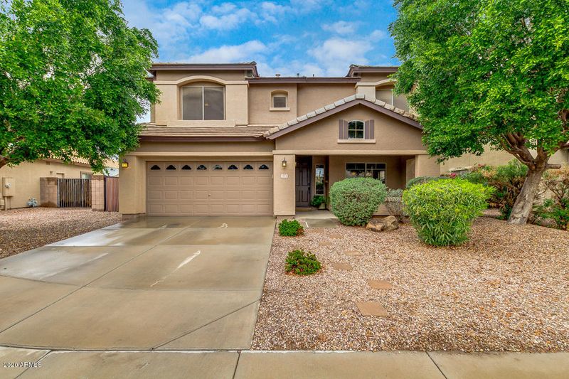 1074 E Locust Dr, Chandler, AZ 85286