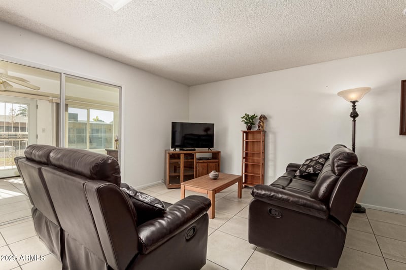 10743 Clair Dr, Sun City, AZ 85351