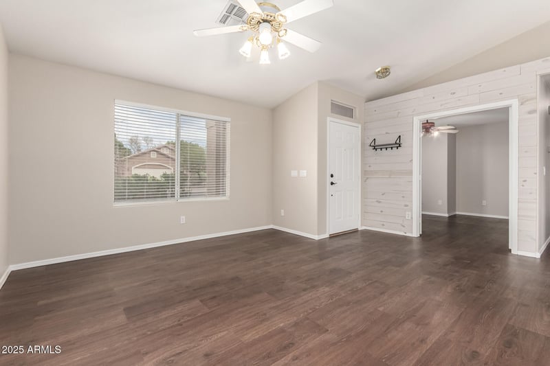 10743 El Moro Ave, Mesa, AZ 85208