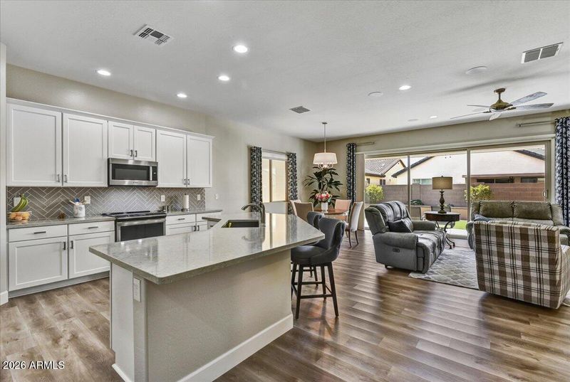 10743 W Sierra Pinta Dr, Peoria, AZ 85373