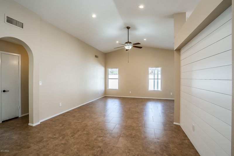 10746 W Ruth Ave, Peoria, AZ 85345