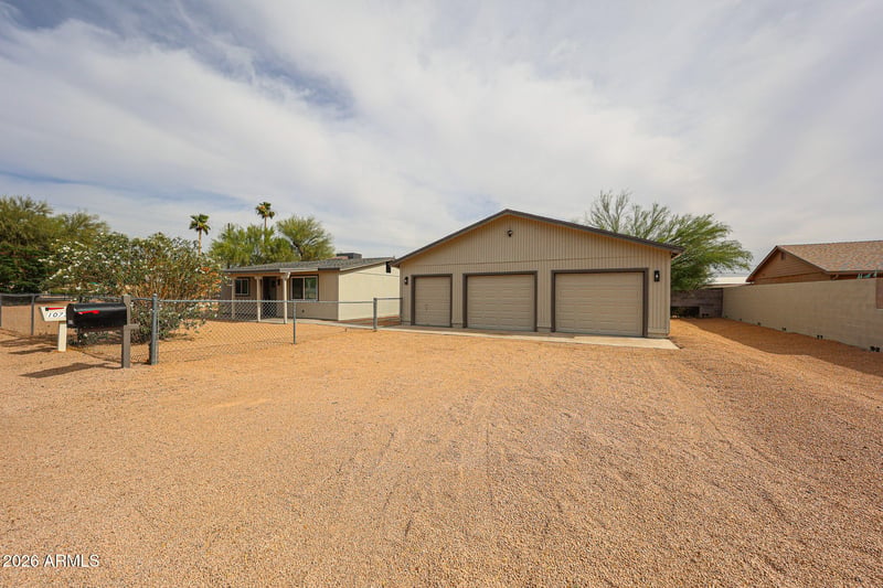 10747 Boulder Dr, Apache Junction, AZ 85120