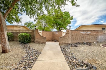 10749 Santa Fe Dr, Sun City, AZ 85351