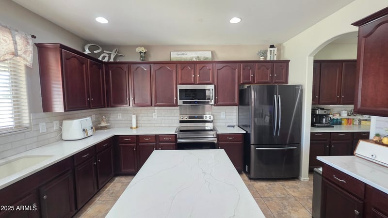 1075 Crimm Rd, San Tan Valley, AZ 85143