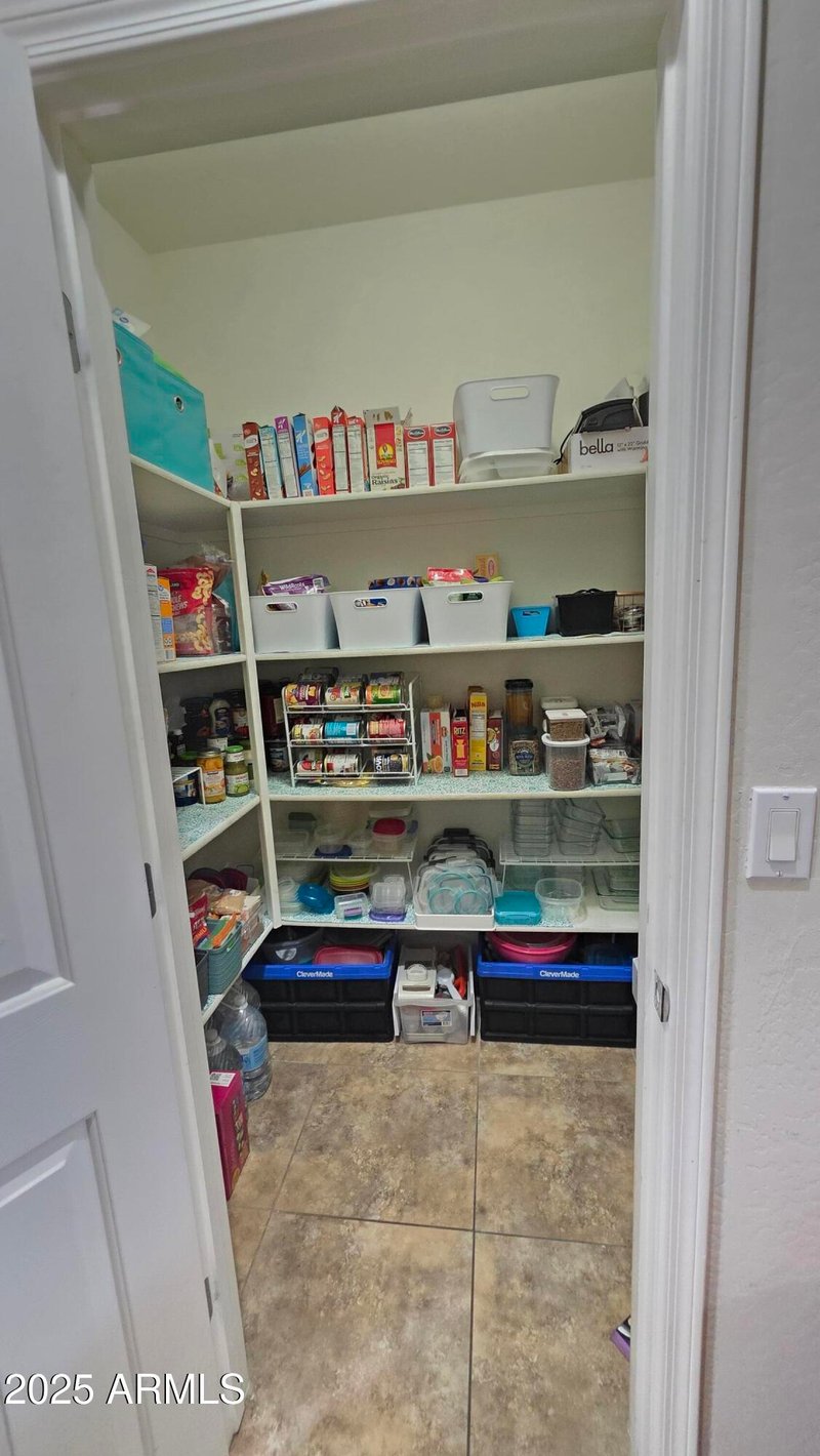 1075 Crimm Rd, San Tan Valley, AZ 85143