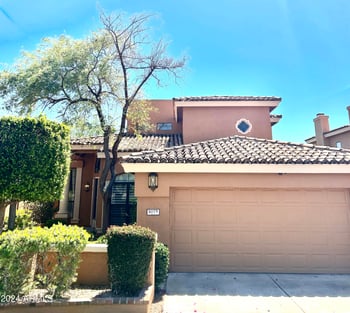 1075 Shangri La Rd, Phoenix, AZ 85020